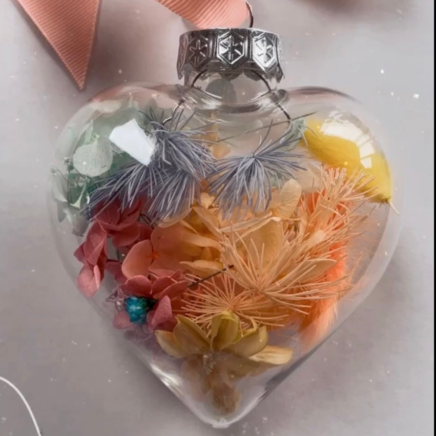 Everlasting Preserved Flower Heart Bauble - Pretty Pastels & brights